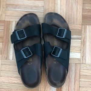 Black Arizona Birkenstock. Size 41, Fits Women 10